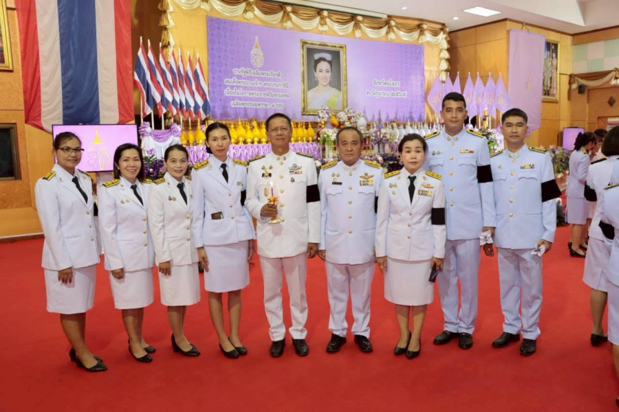 เทศบาลเมืองยโสธรร่วม พิธีจุดเทียนถวายพระพรชัยมงคล สมเด็จพระนางเจ้าฯ พระบรมราชินี เนื่องในโอกาสวันเฉลิมพระชนมพรรษา 3 มิถุนายน 2569