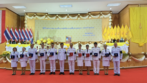 เทศบาลเมืองยโสธร แสดงความยินดีกับข้าราชการในสังกัด ในพิธีรับพระราชทานเครื่องราชอิสริยาภรณ์ ชั้นสายสะพาย ประจำปี 2568