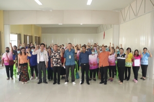 พิธีเปิดโครงการอบรมสุขาภิบาลเสริมสวย เทศบาลเมืองยโสธร ประจำปี 2566