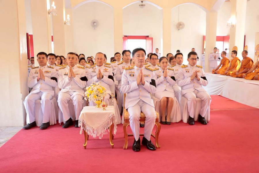 เทศบาลเมืองยโสธร ร่วมพิธีเจริญพระพุทธมนต์และทำบุญตักบาตรถวายพระกุศล เนื่องในโอกาสฉลองพระชนมายุ 99 พรรษา สมเด็จพระสังฆราช สกลมหาสังฆปริณายก