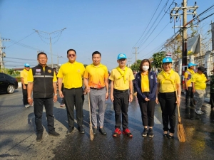 ผู้ว่าฯ ยโสธร นำทีมรวมพลังล้างเมือง กำจัดฝุ่นละอองขนาดเล็ก PM 2.5 พร้อมกระตุ้นเตือนหยุดพฤติกรรมการเผา