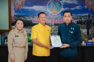 เทศบาลเมืองยโสธร ได้รับเกียรติบัตรการรับรองคุณภาพระบบบริการอนามัยสิ่งแวดล้อม ด้านการจัดการกิจการที่เป็นอันตรายต่อสุขภาพ EHA 7000  จากกรมอนามัยกระทรวงสาธารณสุข